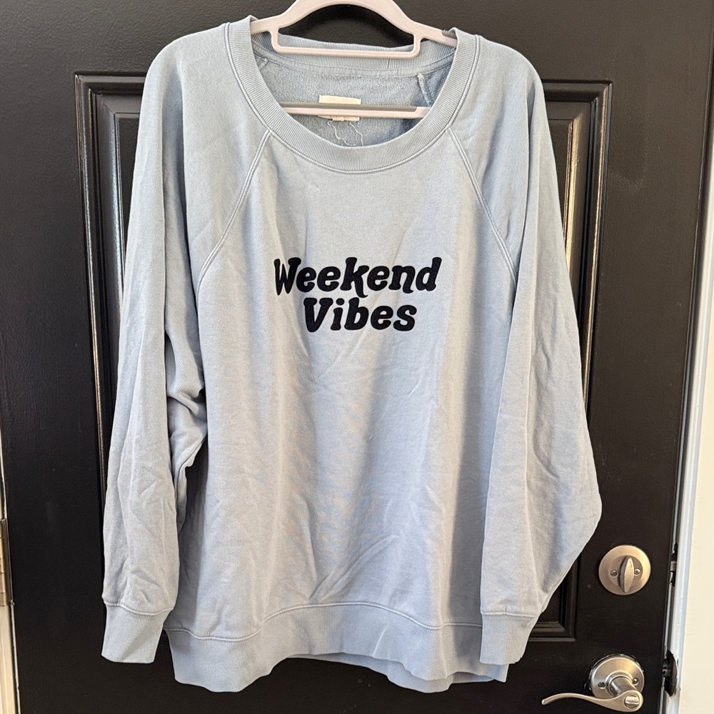 Lou & Grey Blue Graphic Sweatshirt